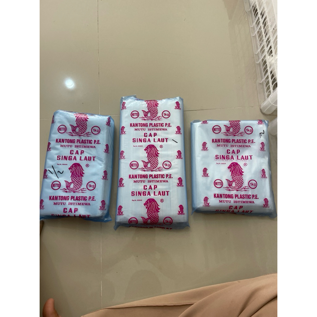 PLASTIK PE SINGA LAUT per 1 ons