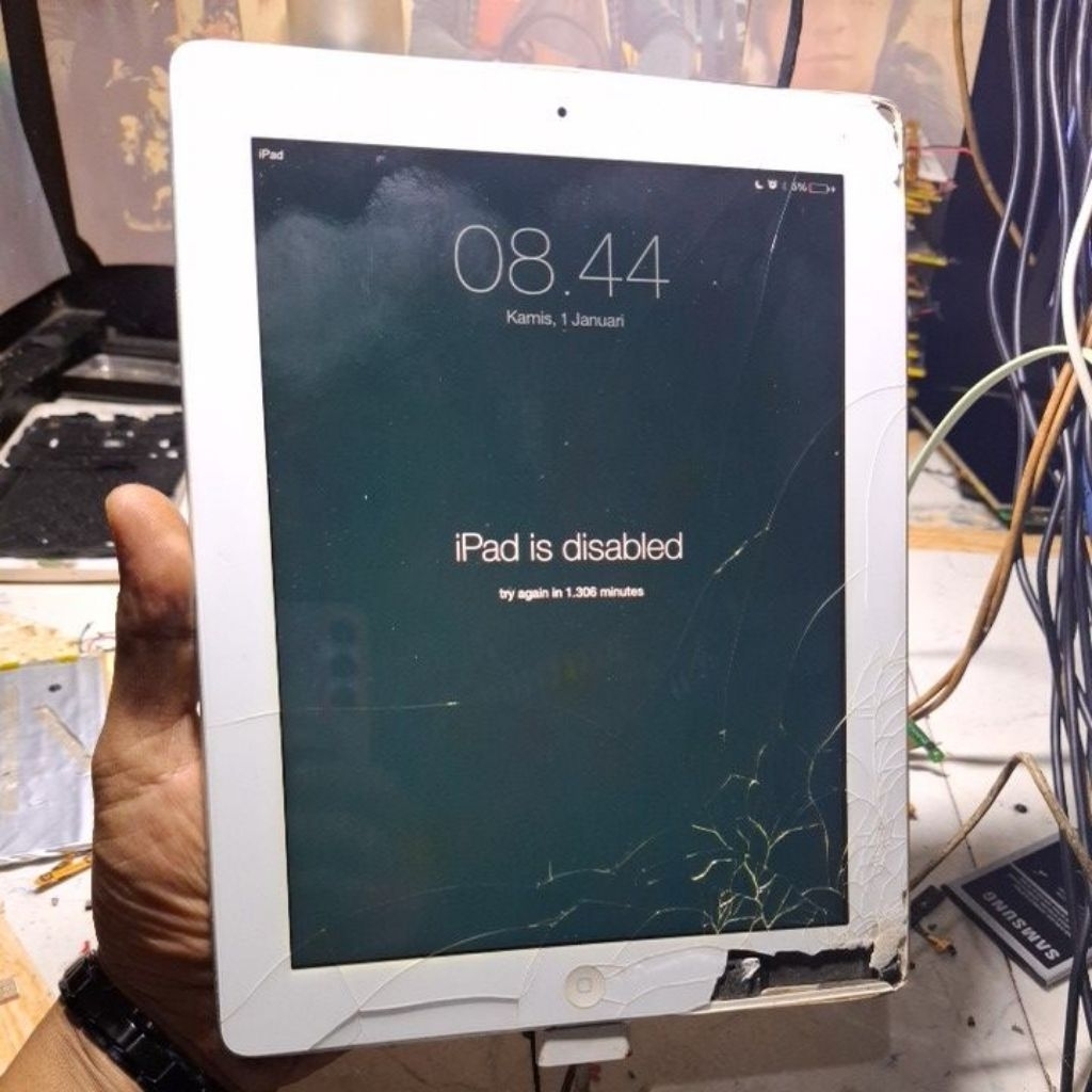ipad A1430 16gb MINUS