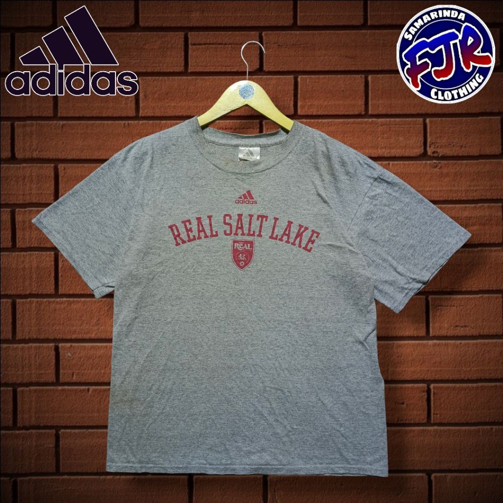 Adidas Vintage T-Shirt Original