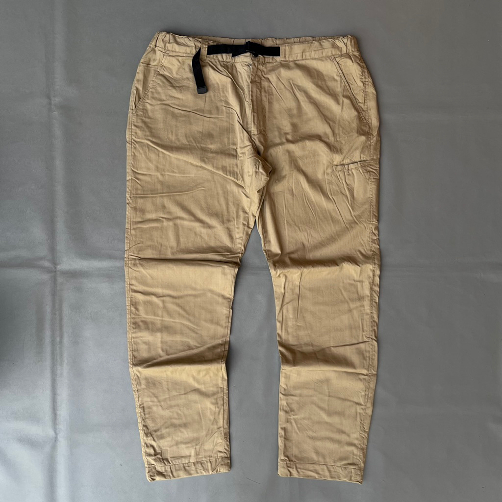 Uniqlo utility ripstop pants