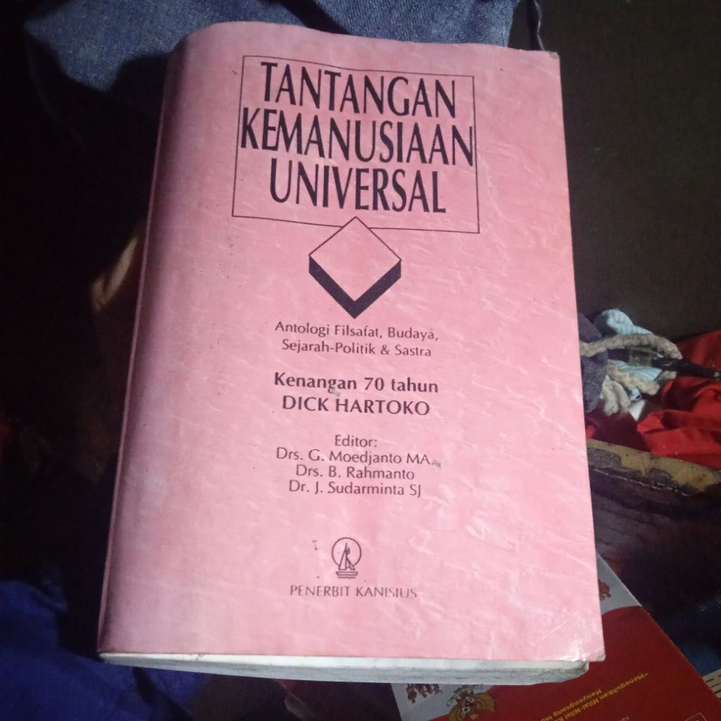 buku Tantangan Kemanusiaan Universal, Antologi Filsafat, Budaya, Sejarah Politik & Sastra, Kenangan 