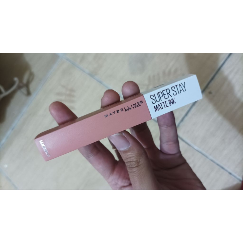 Maybelline Superstay Matte Ink Shade 60 Poet