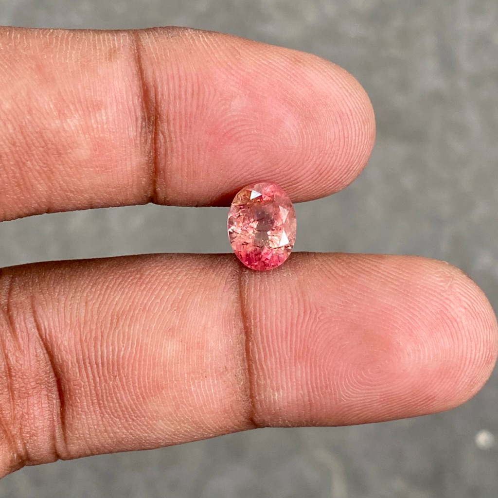 Natural Pink Tourmaline Batu Pink Tourmaline Batu Turmaline dim 9x7x5 CT 2.20