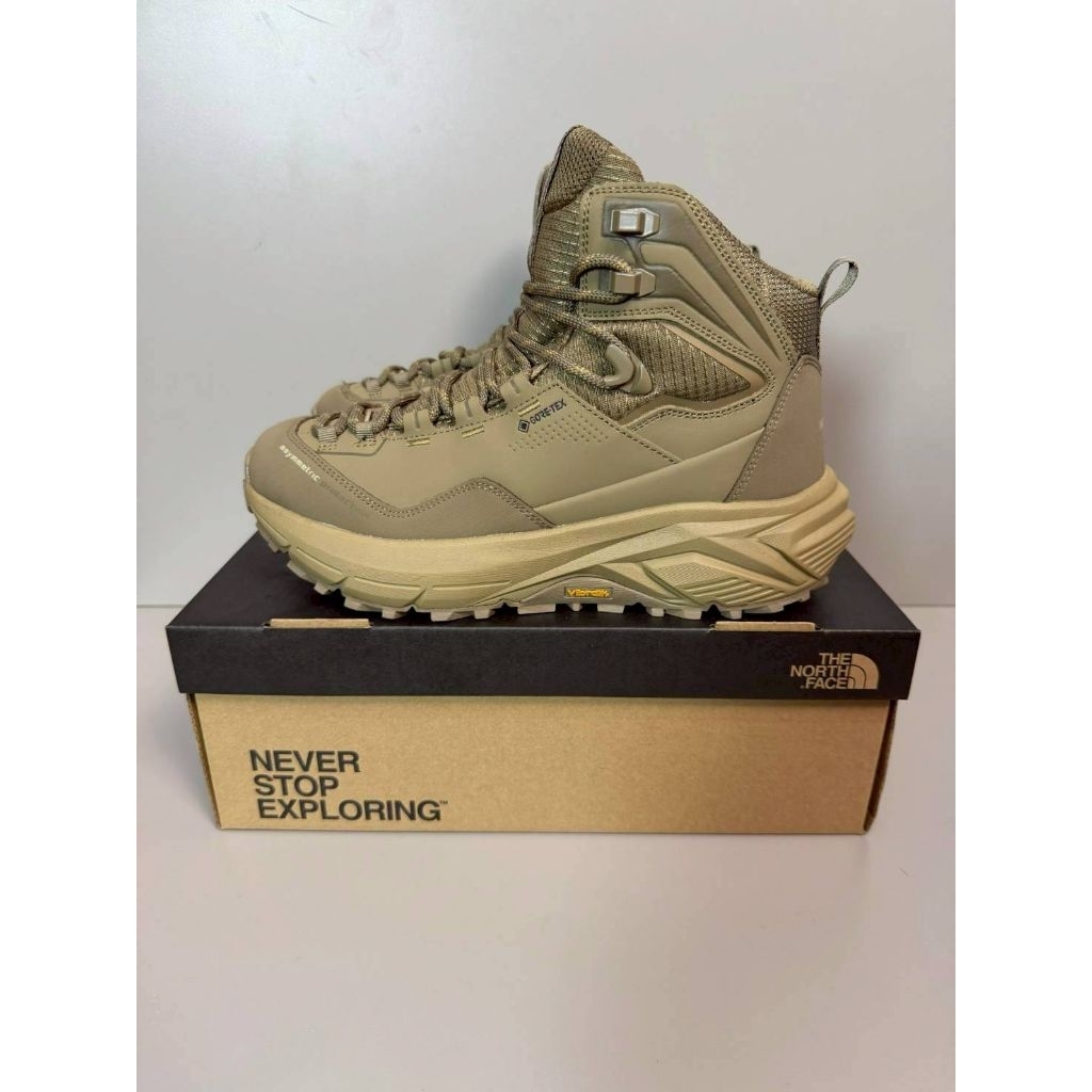 Sepatu The North Face High