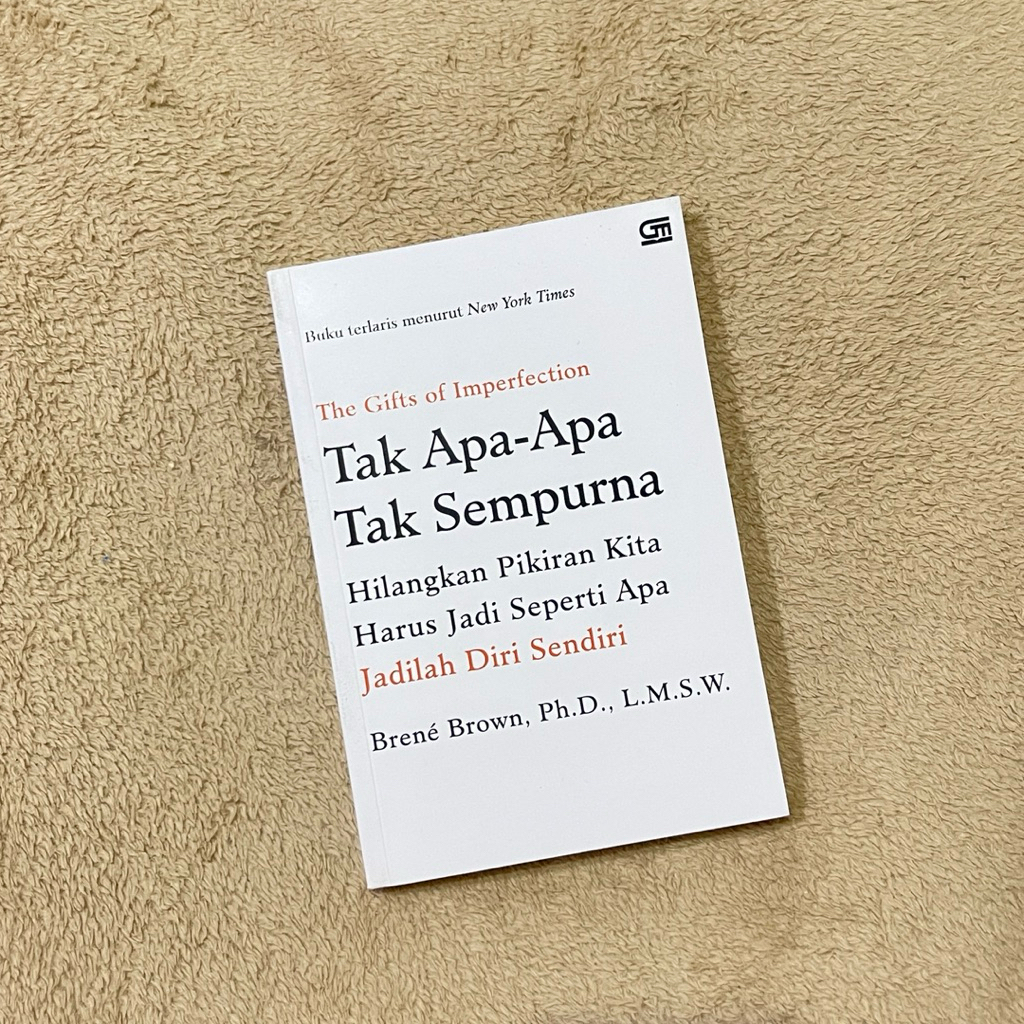 (Ready Stock) PRELOVED NOVEL TAK APA-APA TAK SEMPURNA - BRENE BROWN, Ph.D., L.M.S.W. BUKU PSIKOLOGI 
