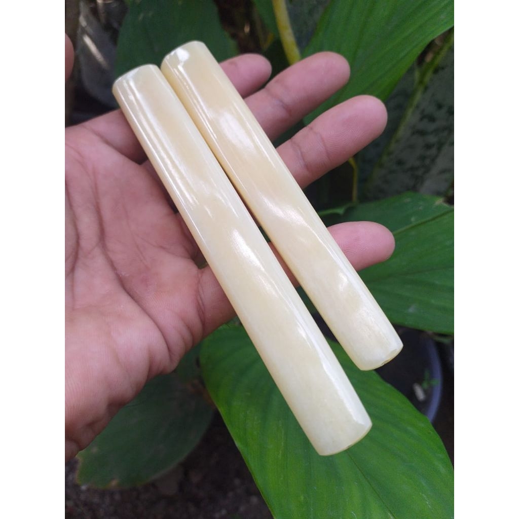 Pipa onc padud an tulang iguy segi