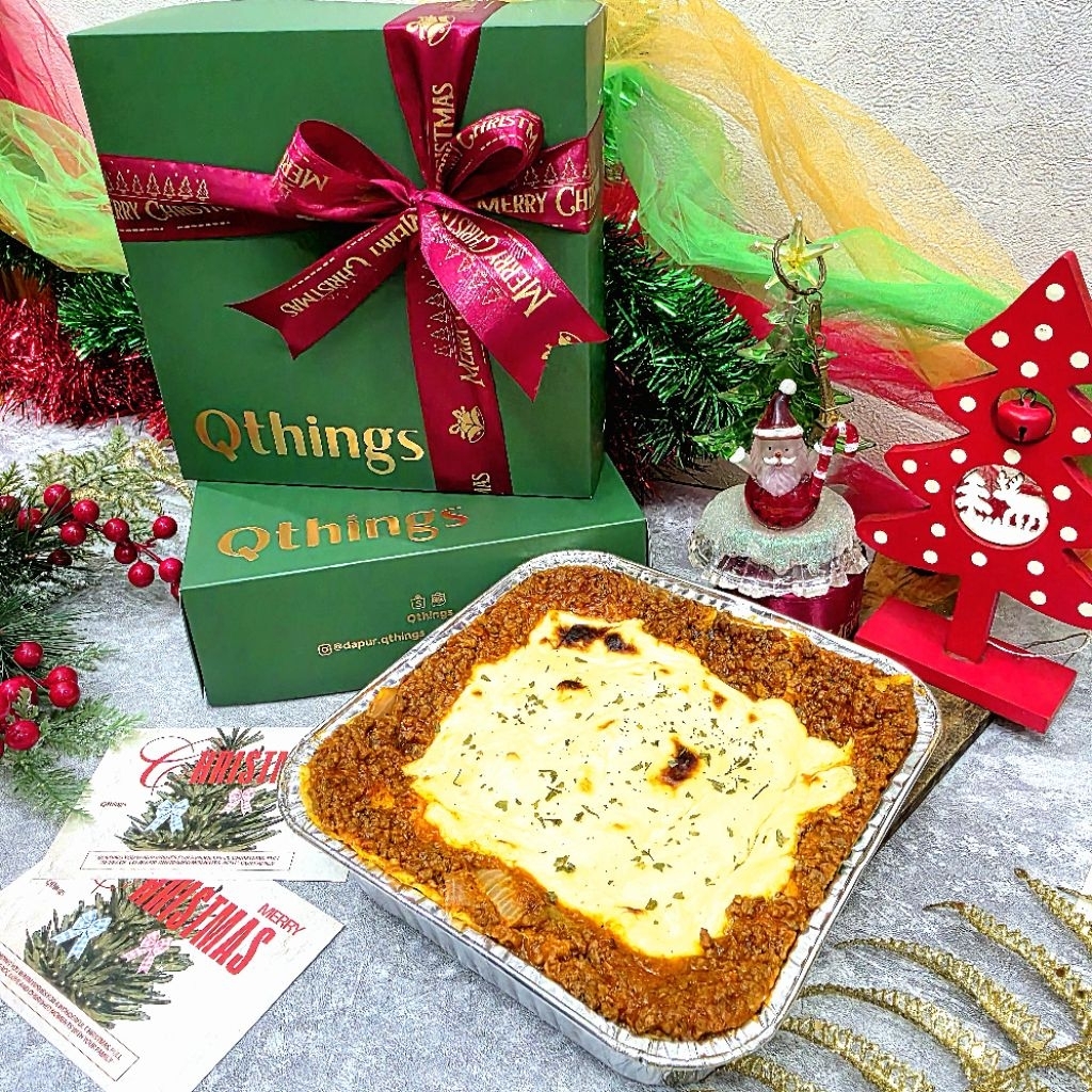 QTHINGS Christmas Hampers Lasagna 20x20cm