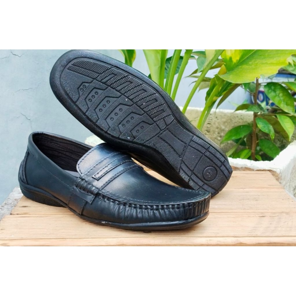 Pl sepatu kulit crocodile
