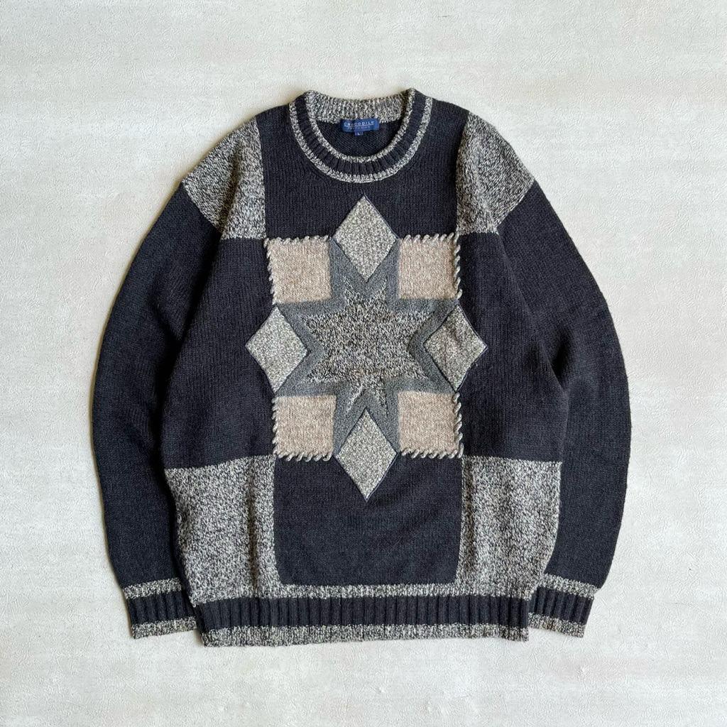 CROCODILE vtg 3d pattern knit sweater