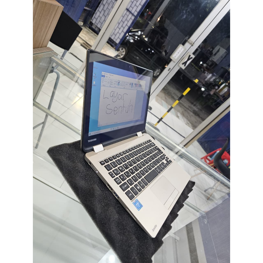 Laptop Tablet Hybrid 2 in 1 windows premium