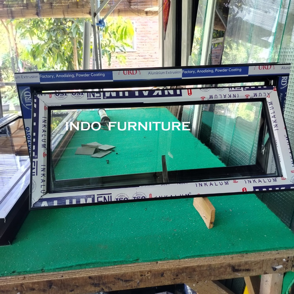 CUSTOM Jendela Boven Casement free packing kayu