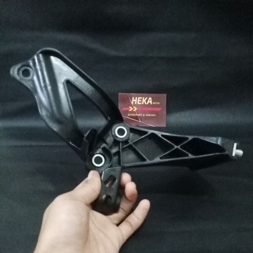 Stay comp FR cover k2f breket dudukan tameng body lampu depan scoopy new led 2021 original Heka Moto