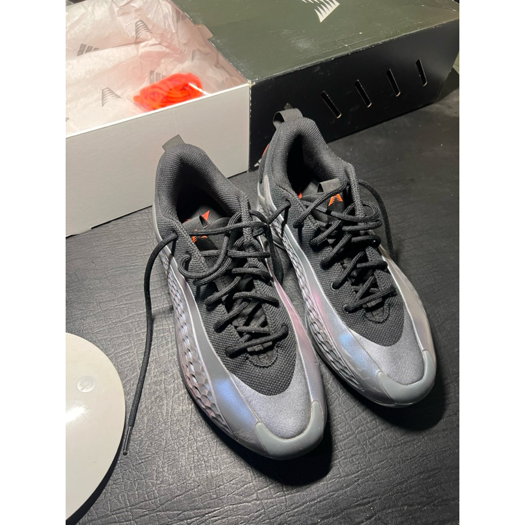 Sepatu Basket Adidas AE 1 Low