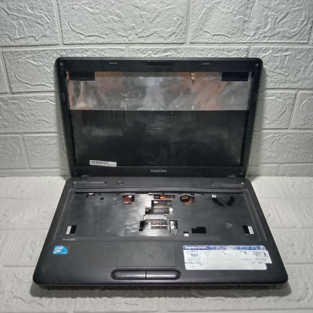 Kesing Case Casing Original Laptop Toshiba Satellite C600
