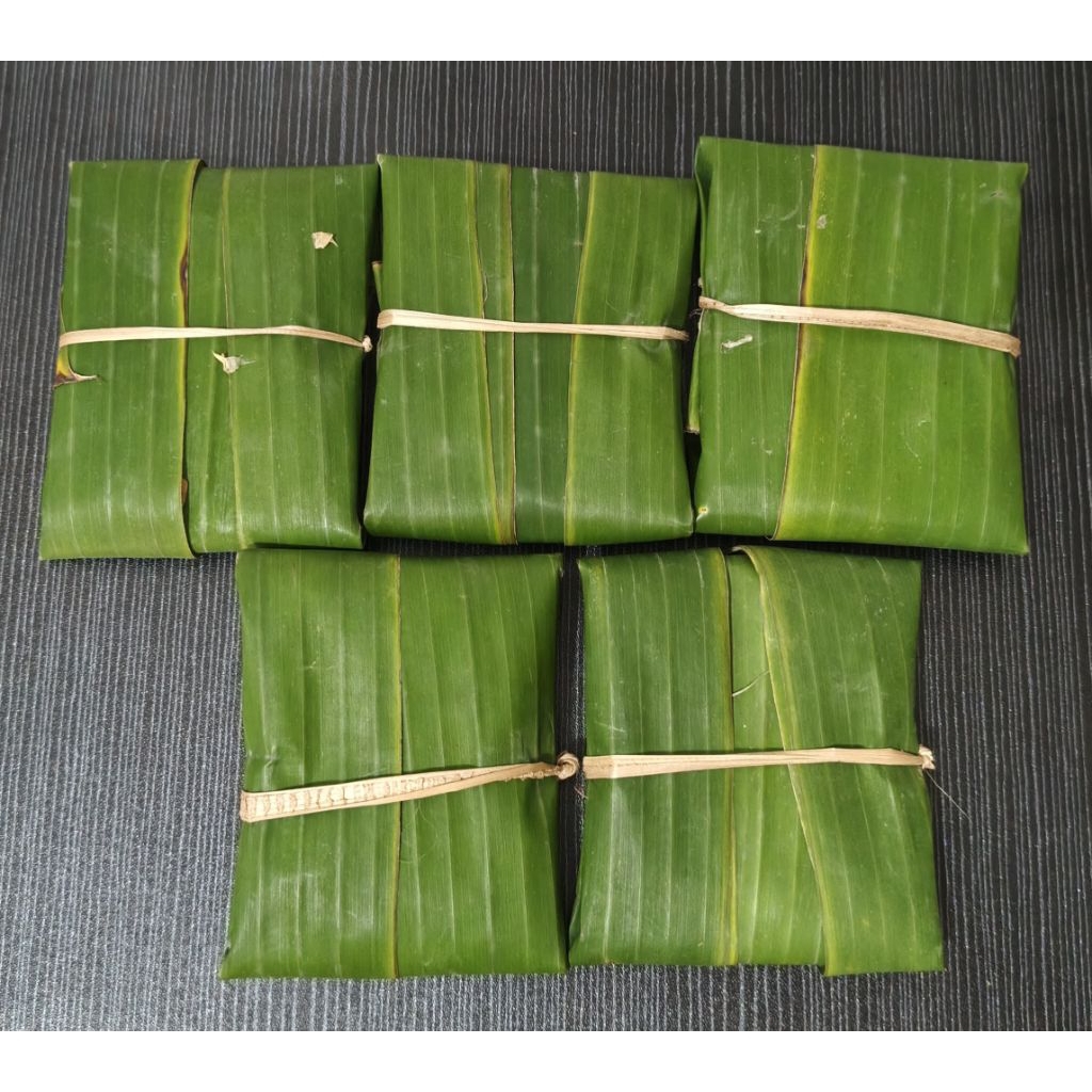 Tempe mendoan Khas Purwokerto Banyumas ukuran Sedang isi 20 lembar ukuran 8x9 cm