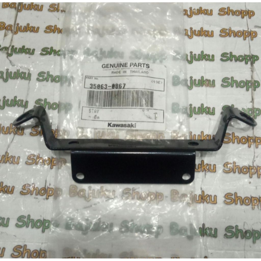 STAY DUDUKAN VISOR WINDSHIELD DEPAN Z800 Z800 ABS