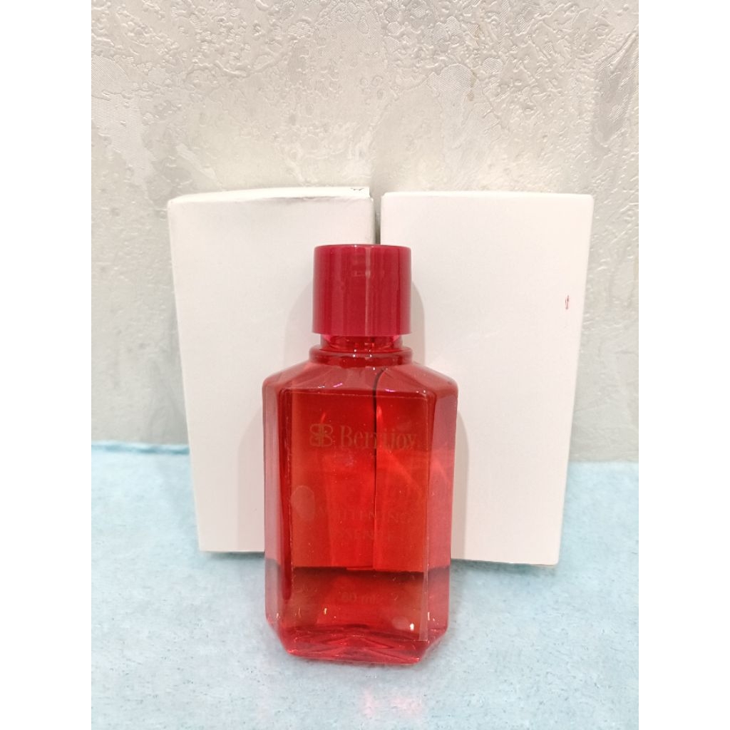 TONER BERIJOY UNTUK MENCERAH KAN WAJAH