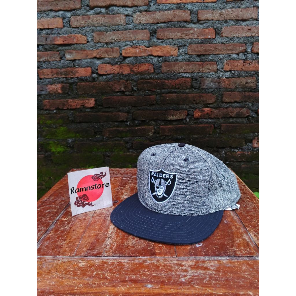topi vintage new era x nfl raiders