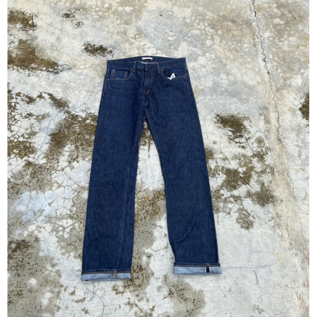 Celana Jeans Uniqlo Selvedge Original Blue Navy - size 32