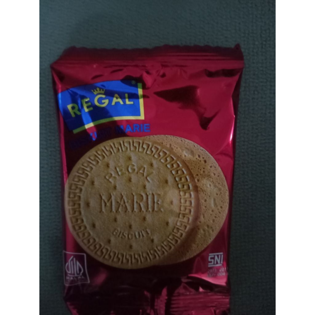regal marie biscuits sachet