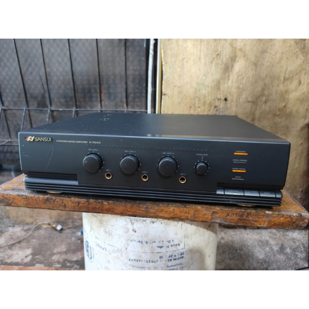 karaoke mixing amplifier sansui K701XR