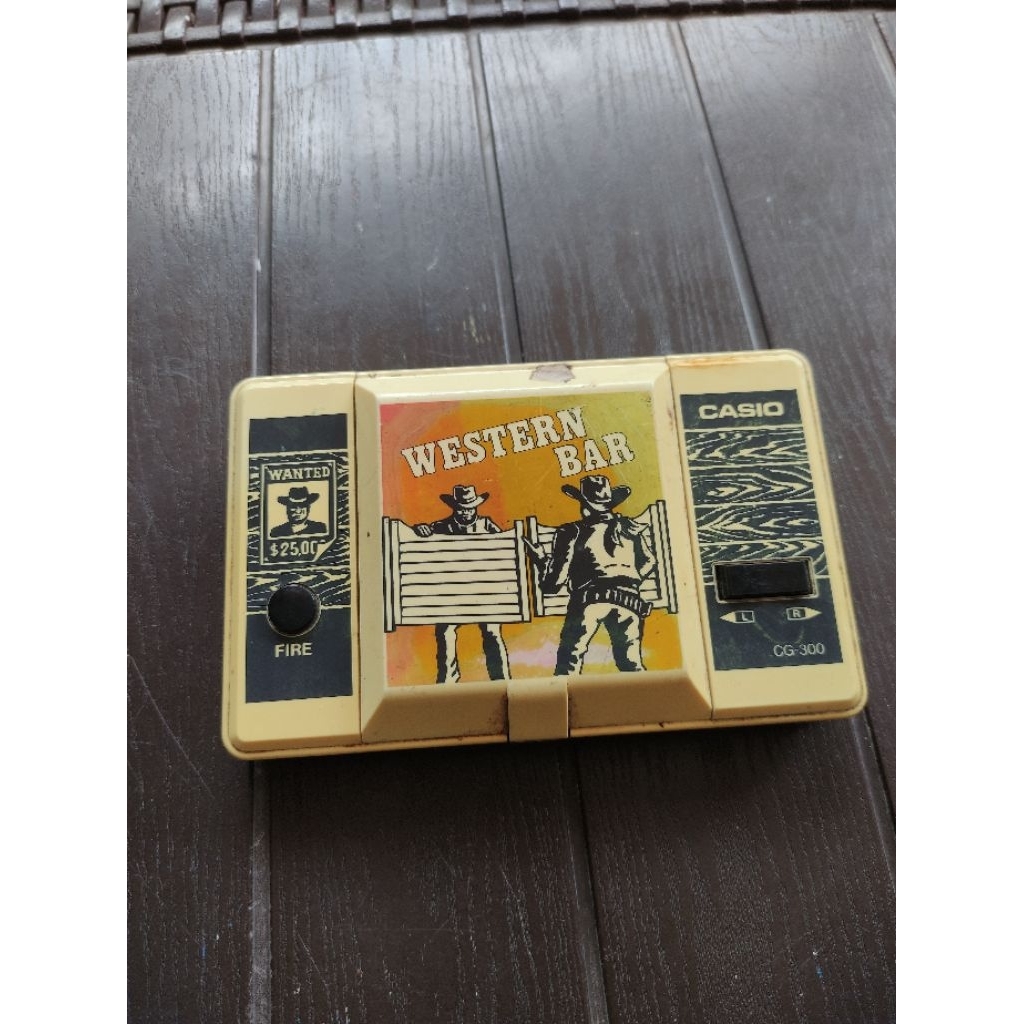 Casio game watch gimbot Western bar koboi cengeng kondisi matot spare part junk bkn Nintendo