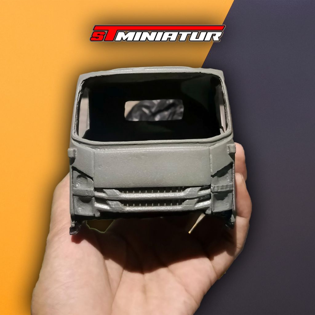 Kabin miniatur isuzu nmr71 / Giga skala truk plastik