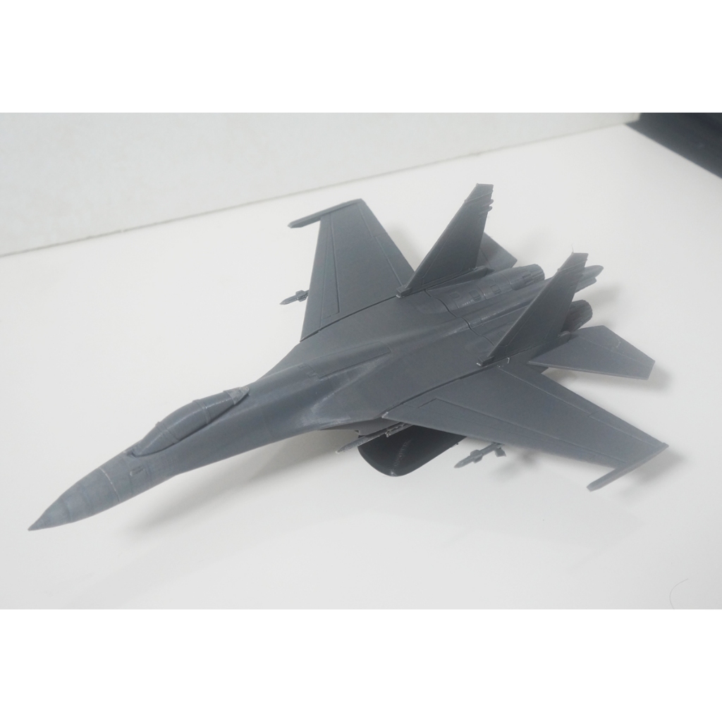 Miniatur Pesawat SU-27 Flanker Scale 1/72 3D Print PLA Part Model Kit - Pesawat SU27