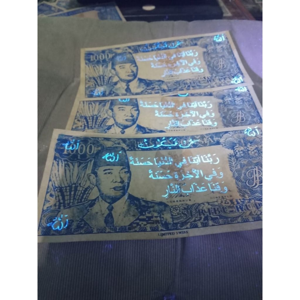 uang 1000 soekarno 1964 biru ber ayat