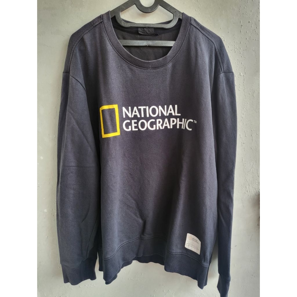 CREWNECK NATIONAL GEOGRAPHIC
