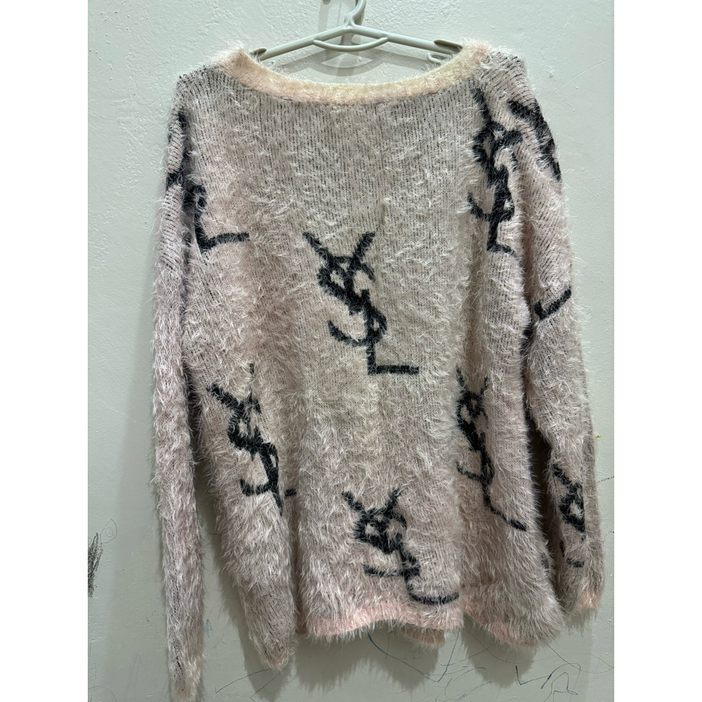 Baju Sweater Wanita bulu rasfur halus Preloved