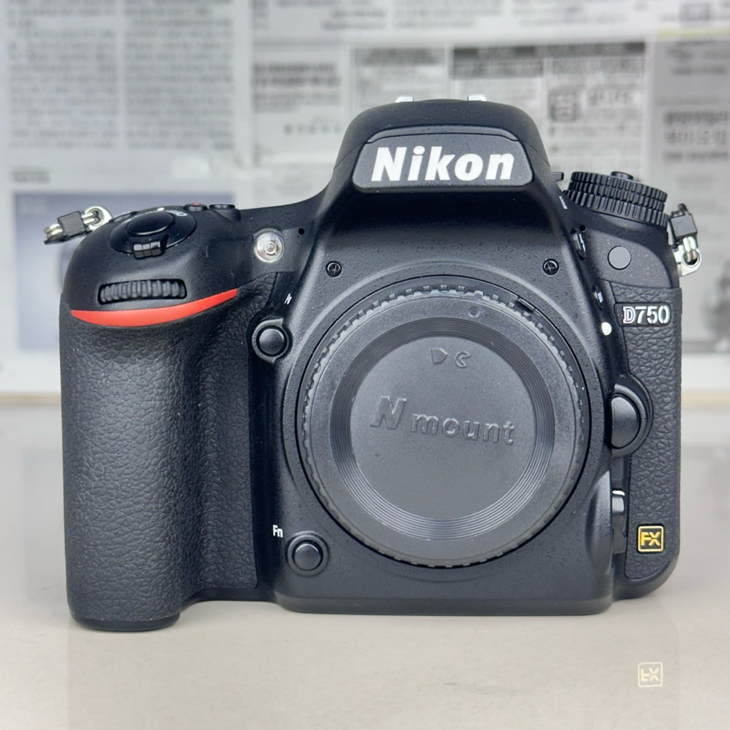 Nikon D750 non WIFI Body Only