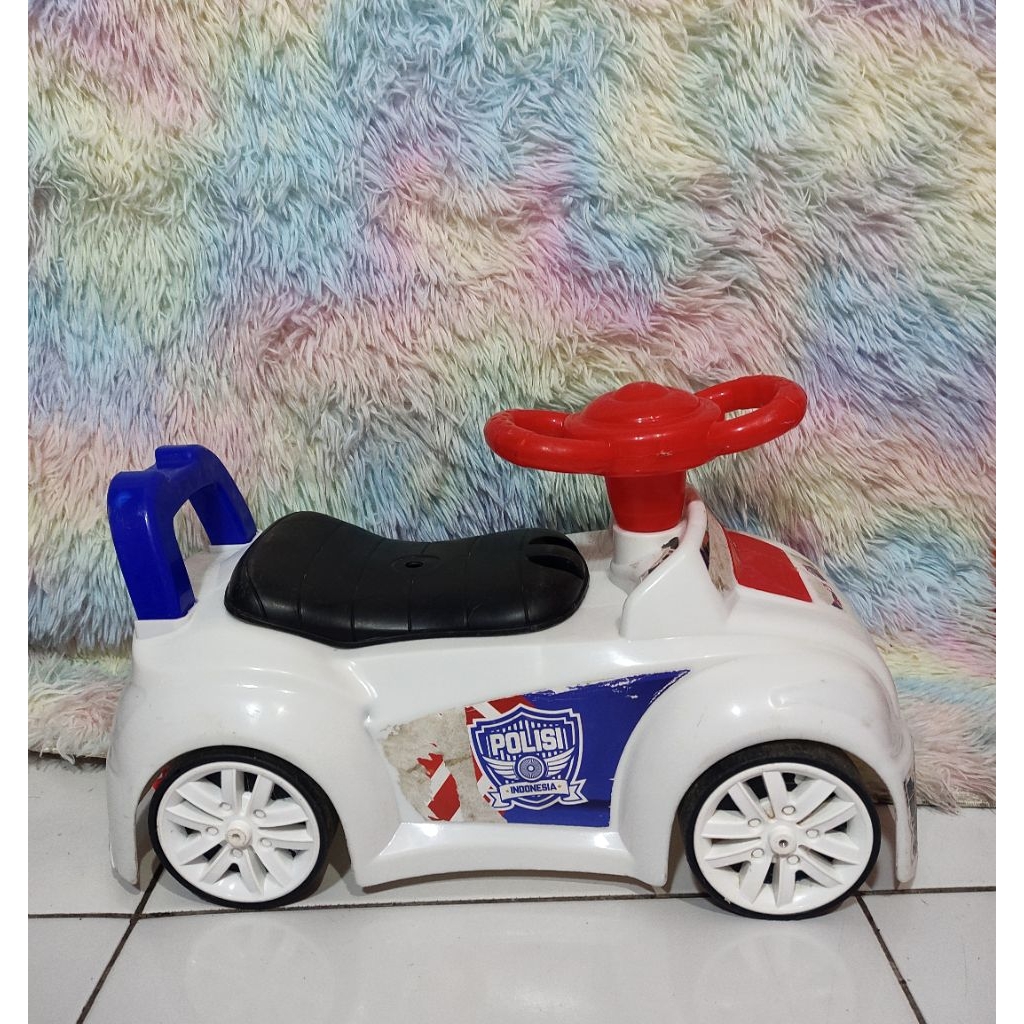 Mainan Mobil Mobilan Anak Polisi Preloved
