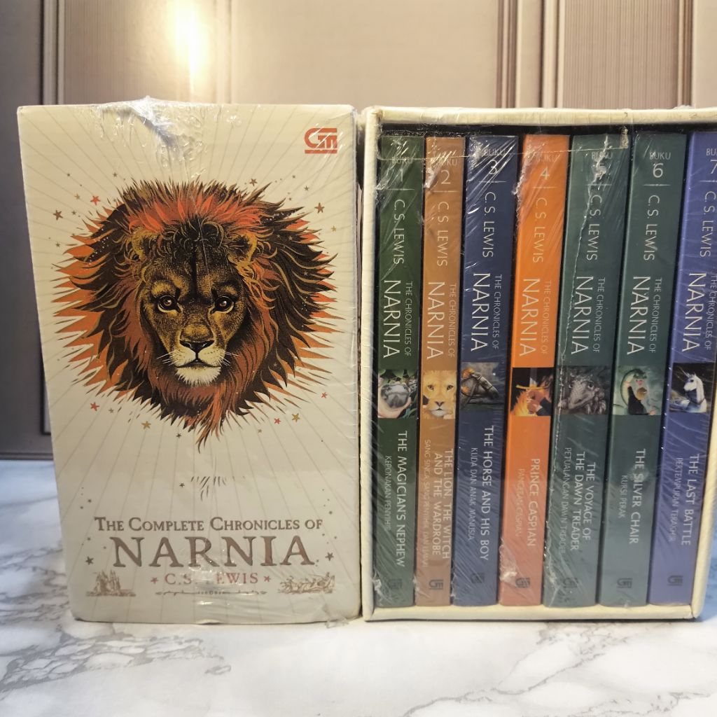 Novel Narnia Box set Segel original