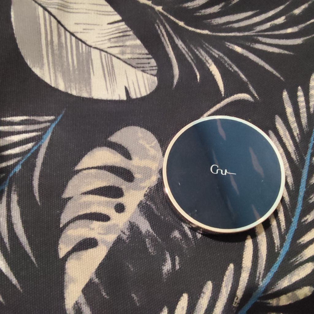 PRELOVED case cushion guele