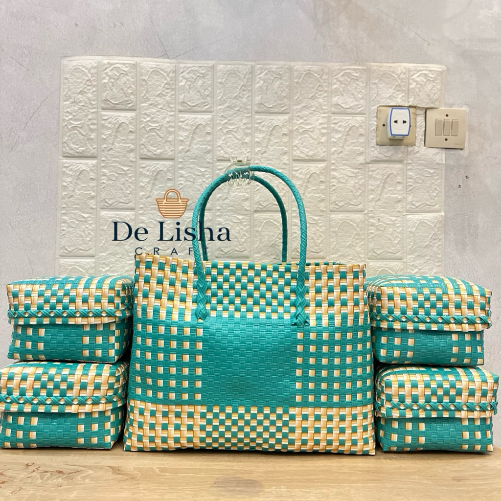 Tas set keben isi4/tas keben bali/canang sari/sudah include besek bambu