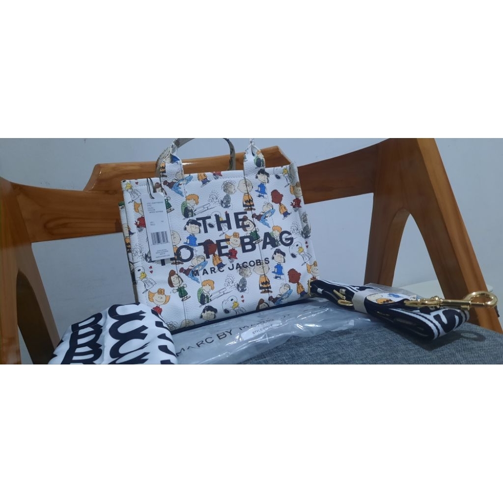 MJ_The Tote Bag White Snoopy