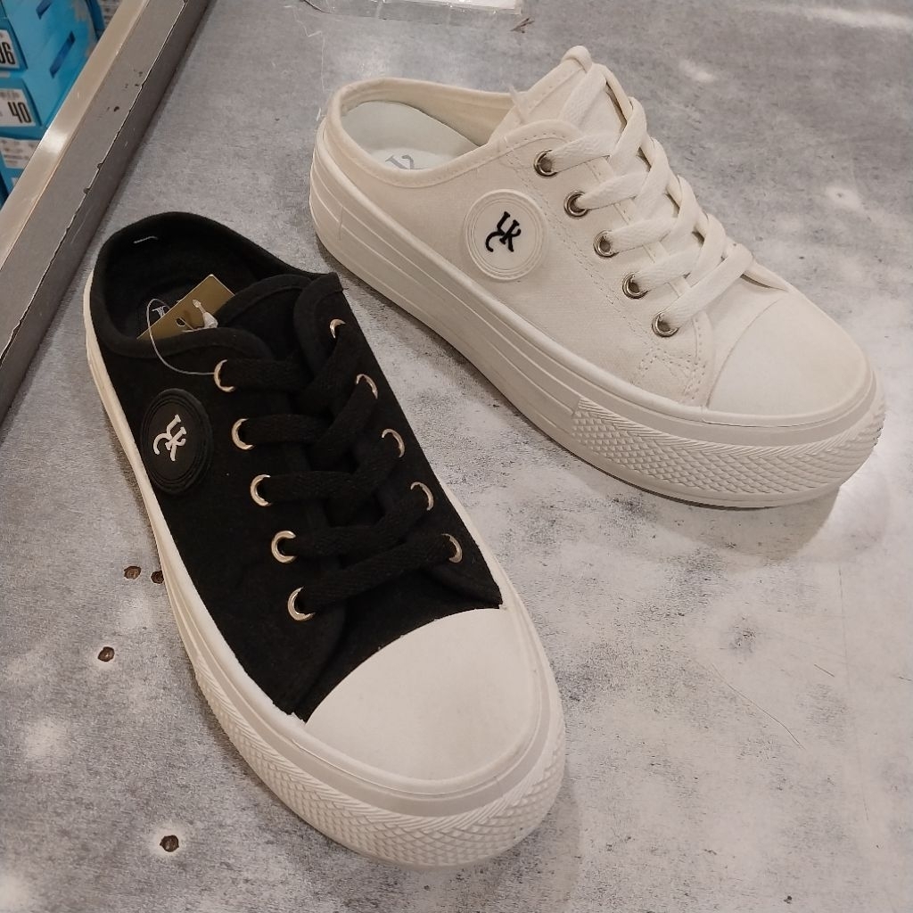 YONGKI KOMALADI sepatu wanita sneakers selop ori