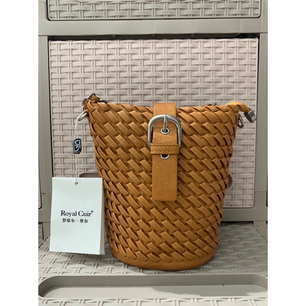 TAS HP ROYAL CUIR / ROYAL CUIR ORIGINAL / HANDPHONE BAG BY ROYAL CUIR / TAS HP ANYAM ROYAL CUIR / TA