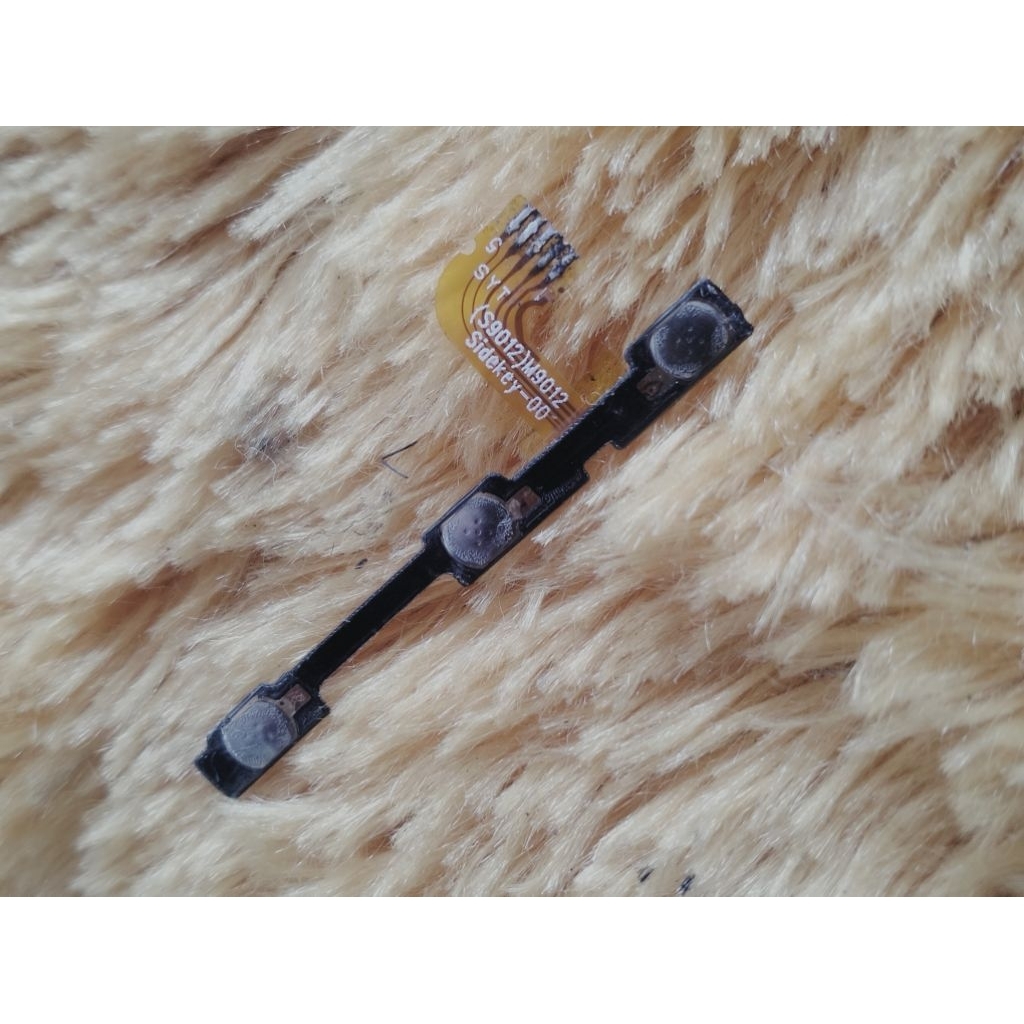 fleksibel on off volume Advan i10 copotan