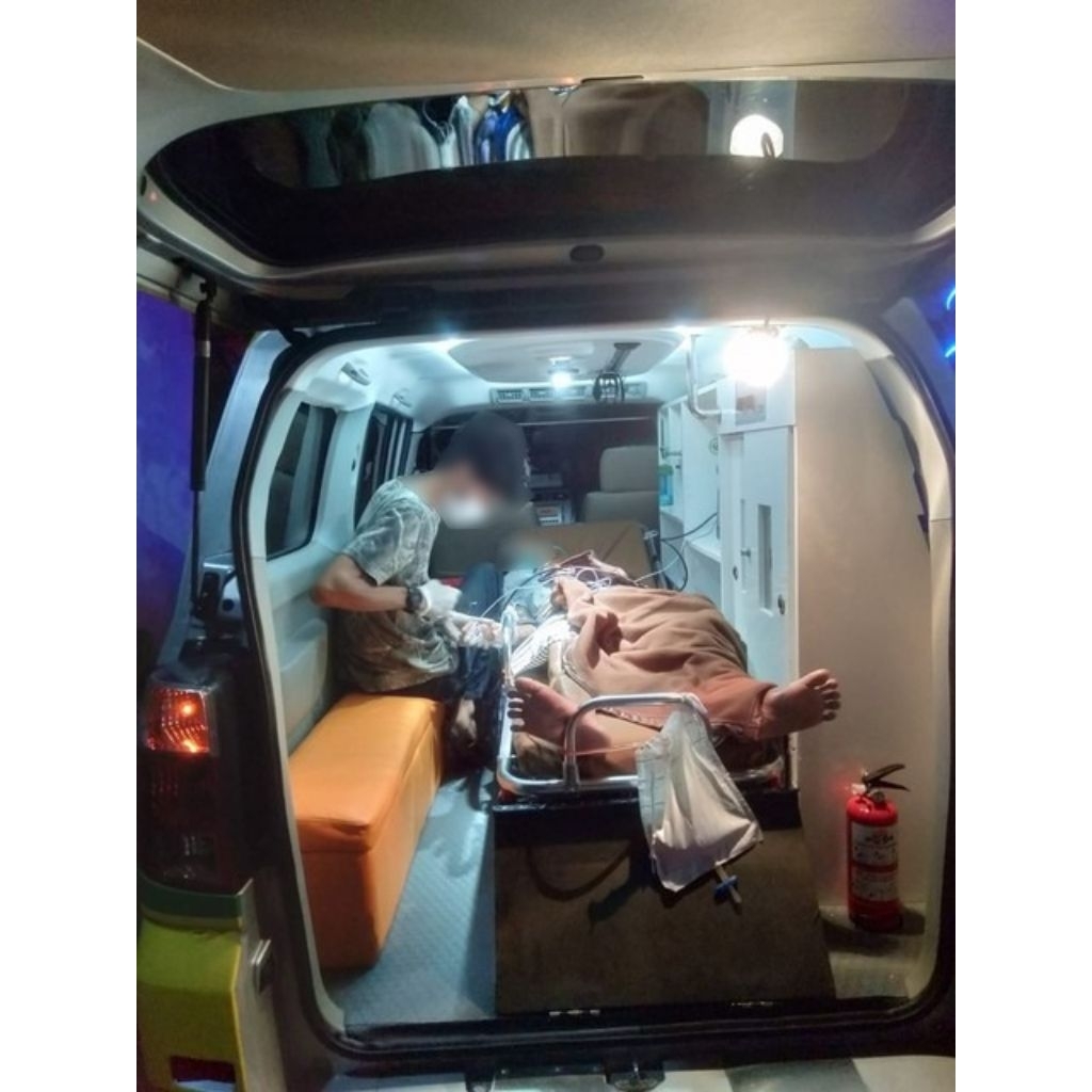 Sewa Mobil Ambulance Kontrol Pasien ambulan rujuk rumah Sakit Area Surabaya Mulai 150rb Jakarta Mula