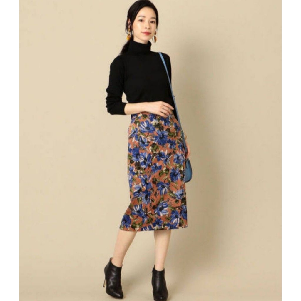 SHIPS Flower Skirts Women's