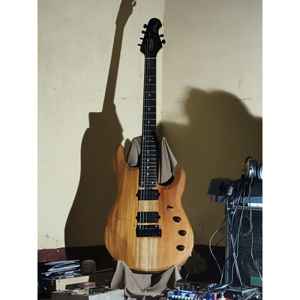Musicman JP Custom Natural Wood