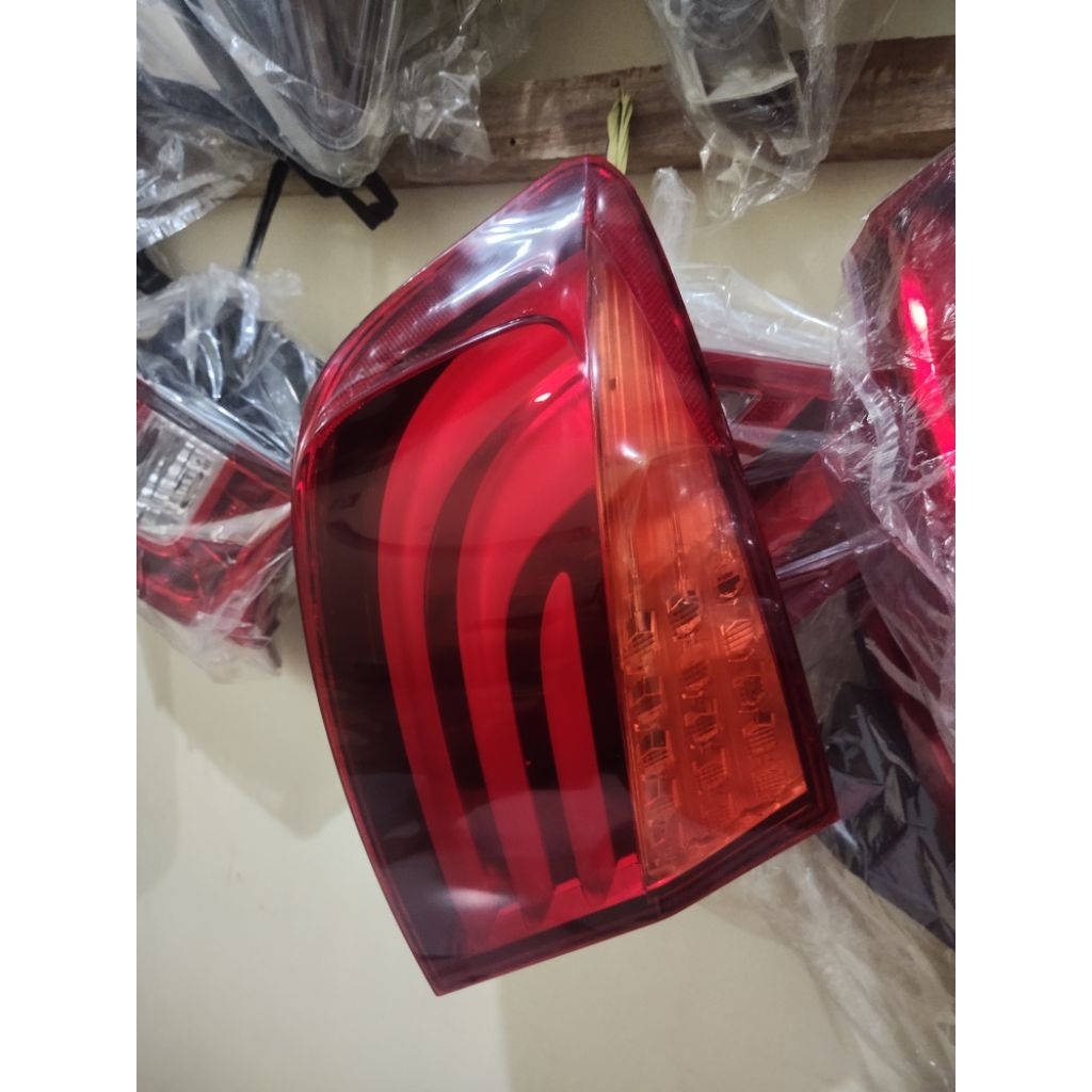 stoplamp lampu belakang bmw f10 lci