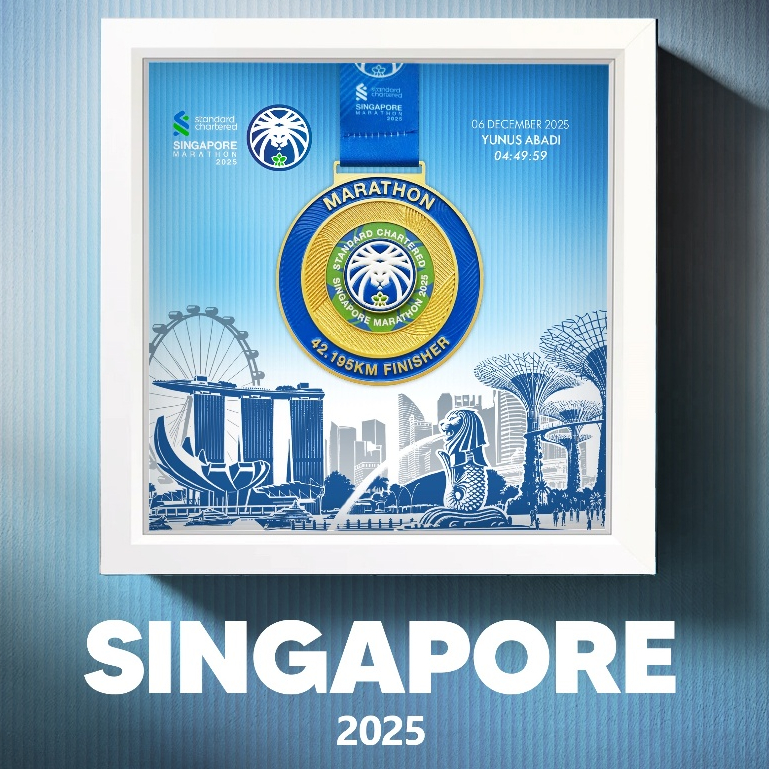 SINGAPORE MARATHON - Artistic Medal Frame
