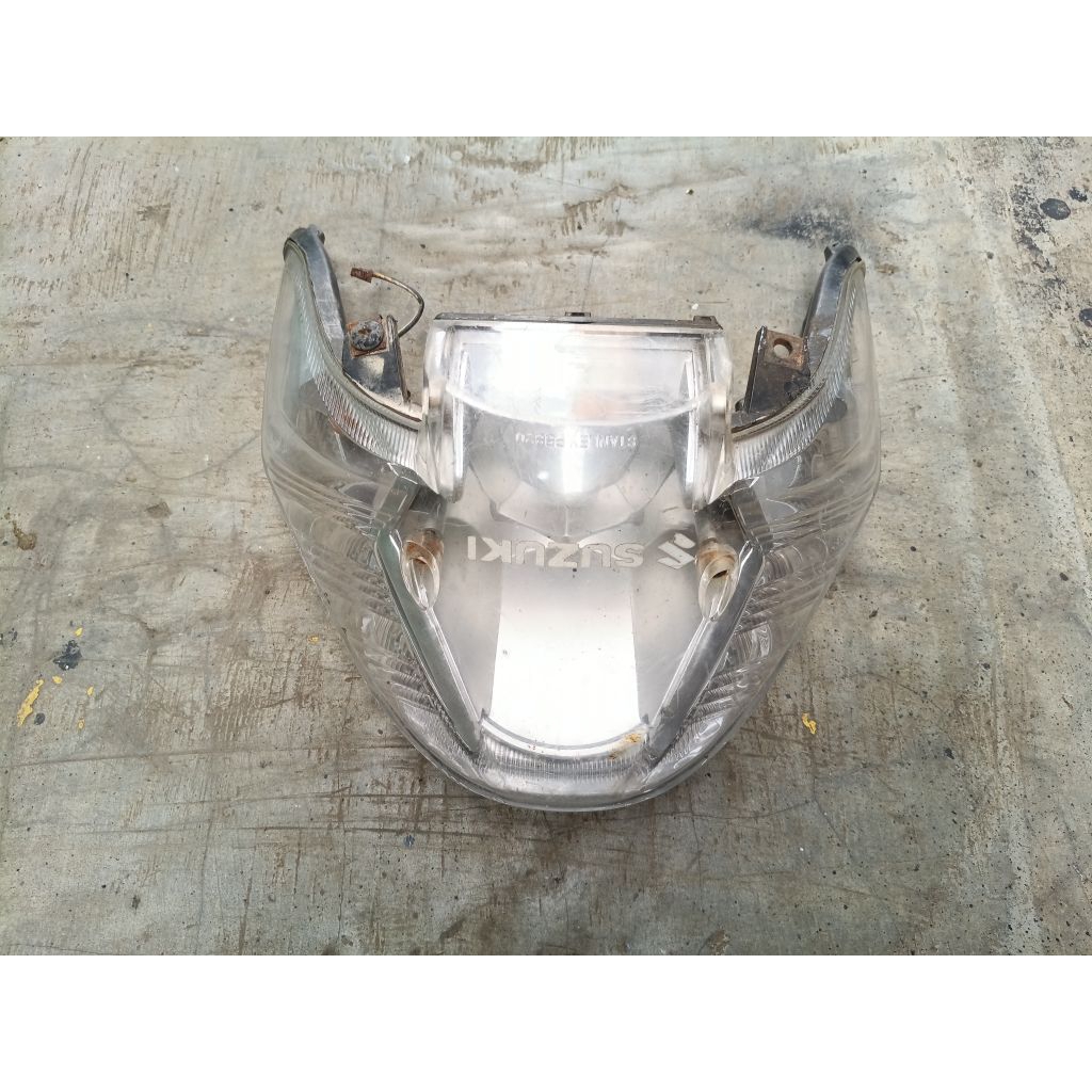 Stoplamp lampu belakang tanpa kabel Suzuki smash new original 2nd lepasan motor (tanpa kabel)