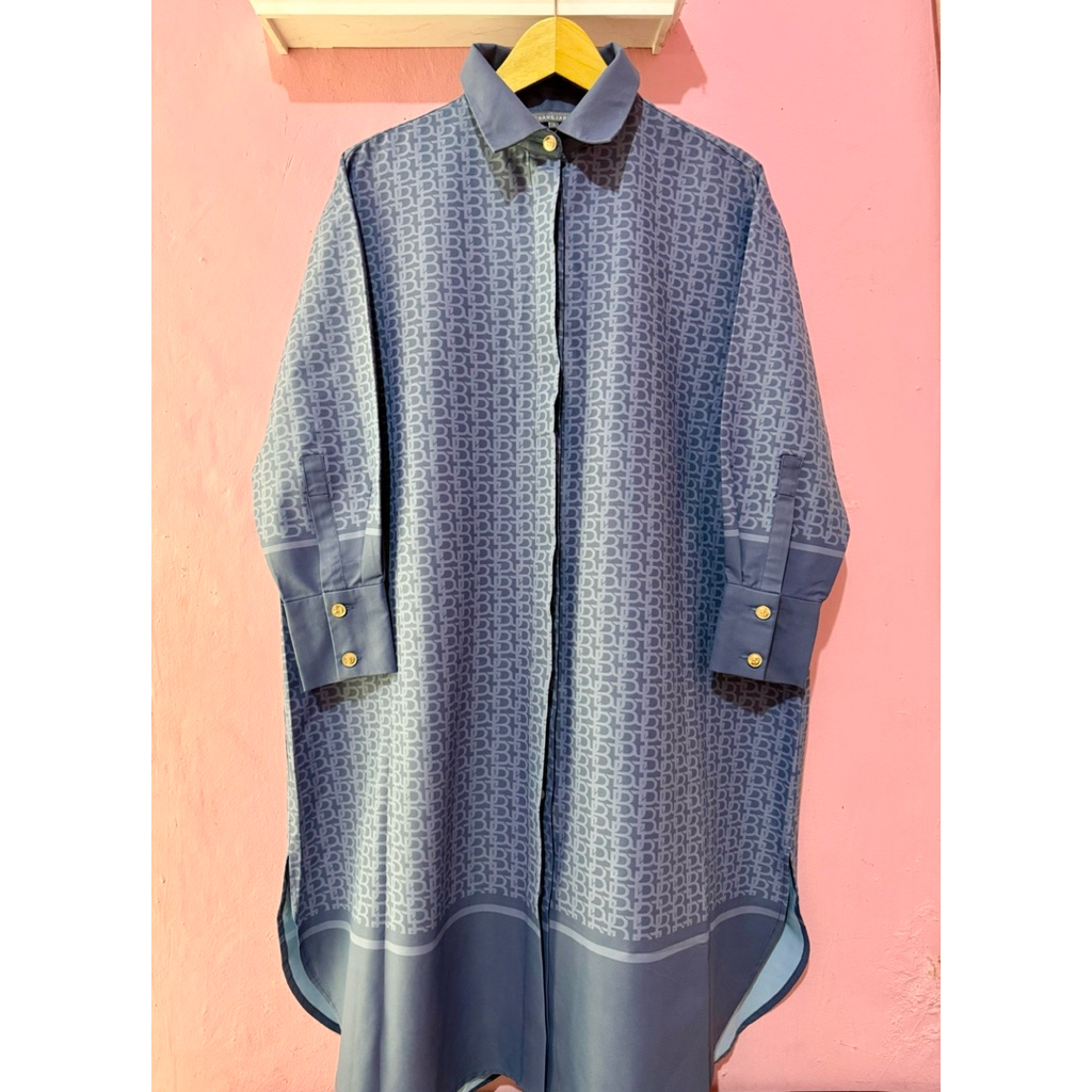 Benang Jarum Monogram Tunik