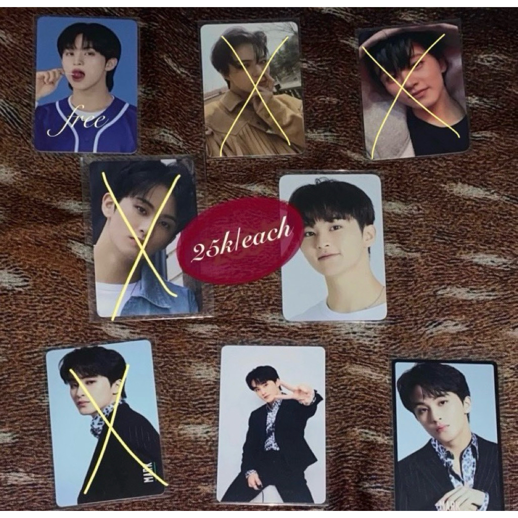 Photocard Mark Lee NCT, Soft Diary dan Mini Brochure Season’s Greeting NCT Dream 2025.