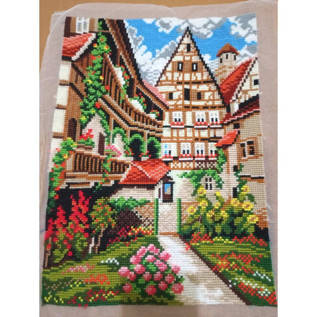 Hiasan Dinding Hasil Sulaman Kristik / Hasil Sulaman Kruissteek / Pajangan dinding