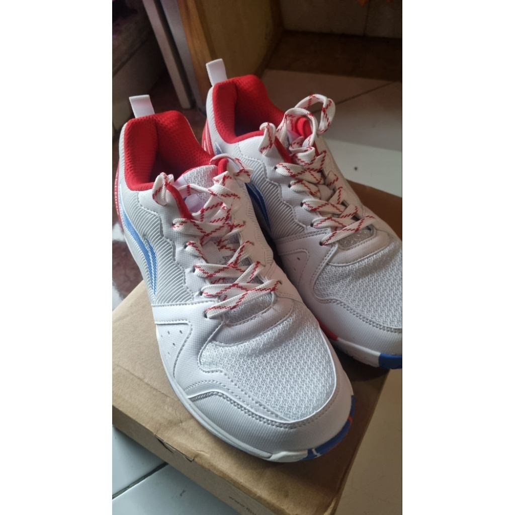 Sepatu Lining Aero Flow Second